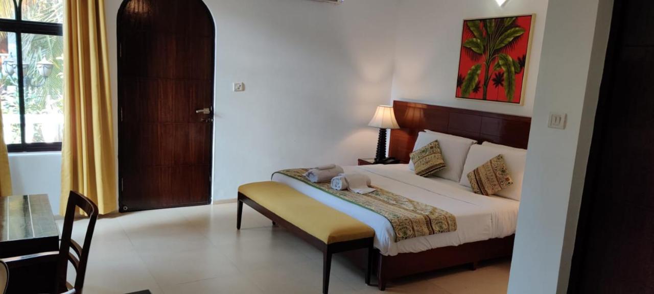Colonia Santa Maria Hotel Baga Buitenkant foto