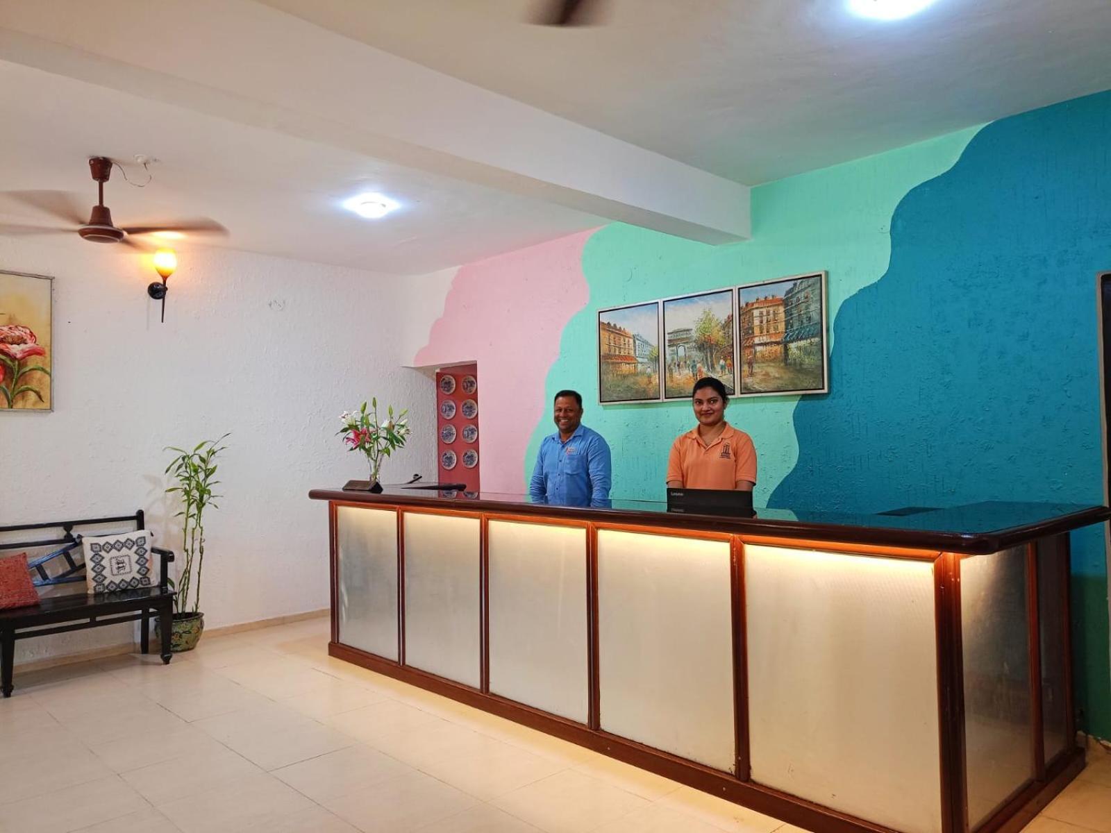 Colonia Santa Maria Hotel Baga Buitenkant foto