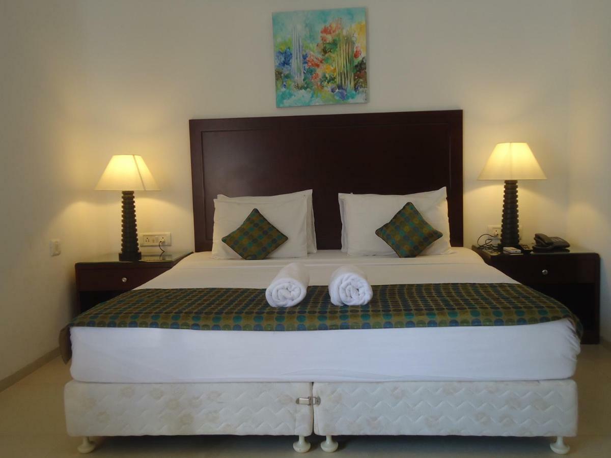 Colonia Santa Maria Hotel Baga Buitenkant foto