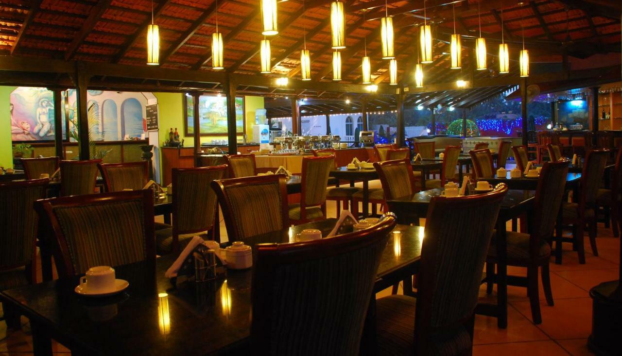 Colonia Santa Maria Hotel Baga Buitenkant foto